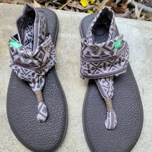 Sanuk Yoga Sling size 9